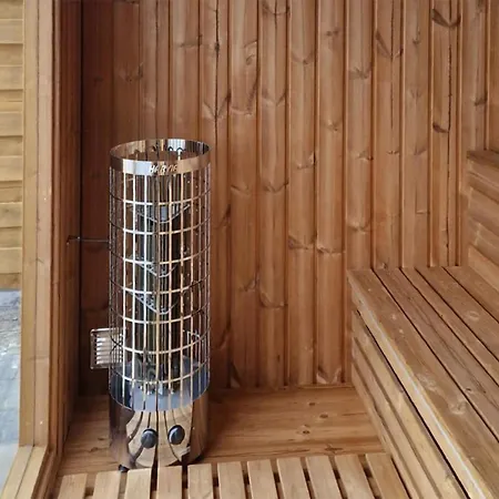 Pet Friendly In With Sauna אוז'יש